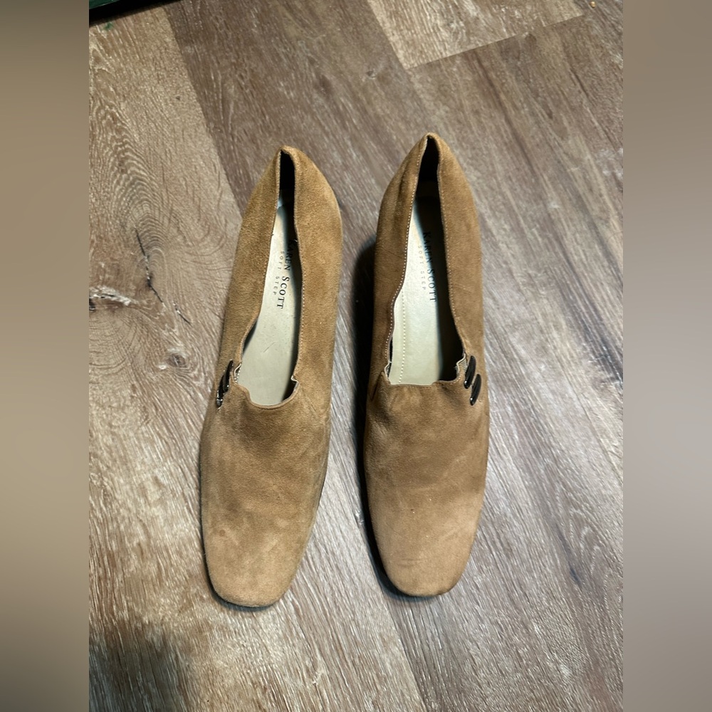 Karen Scott Riley Soft taupe Suede Academia Career Block Heel
Loafers women sz10 - Picture 11 of 12